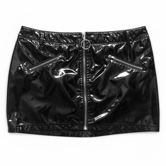 Low Rise PVC Mini Skirt - Picture 2 of 3